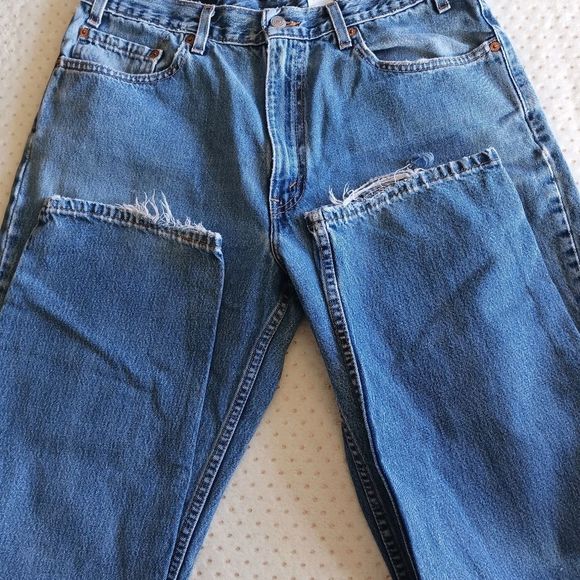 Vintage 550' s Distressed Medium wash jeans 👖 - Picture 8 of 16